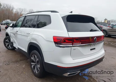 2024 Volkswagen Atlas 2.0T Se z USA, uszkodzony, nr VIN 1V2LR2CA4RC548242